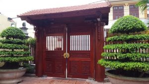 mẫu cửa gỗ cho biệt thự