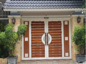 mẫu cửa gỗ cho biệt thự