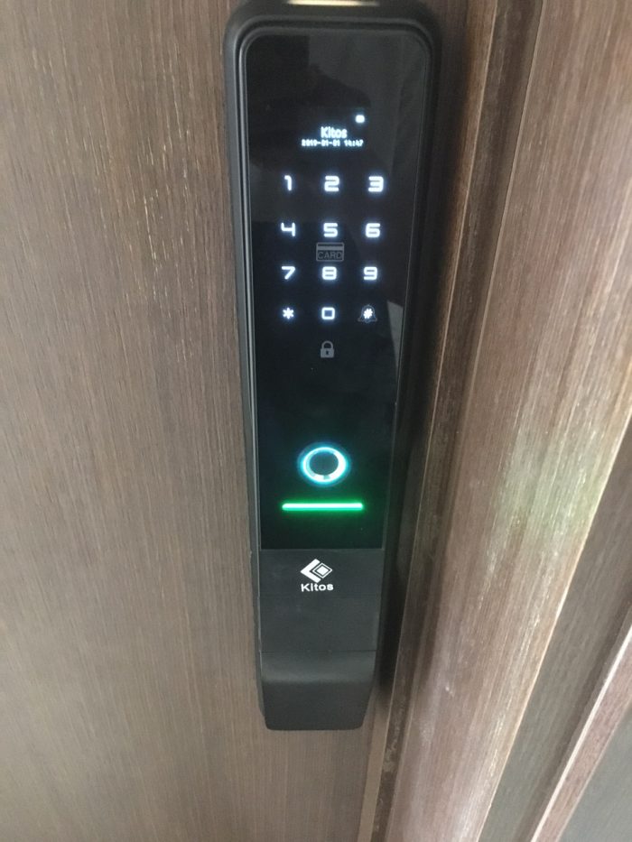 Khóa cửa vân tay Kitos KT-P830